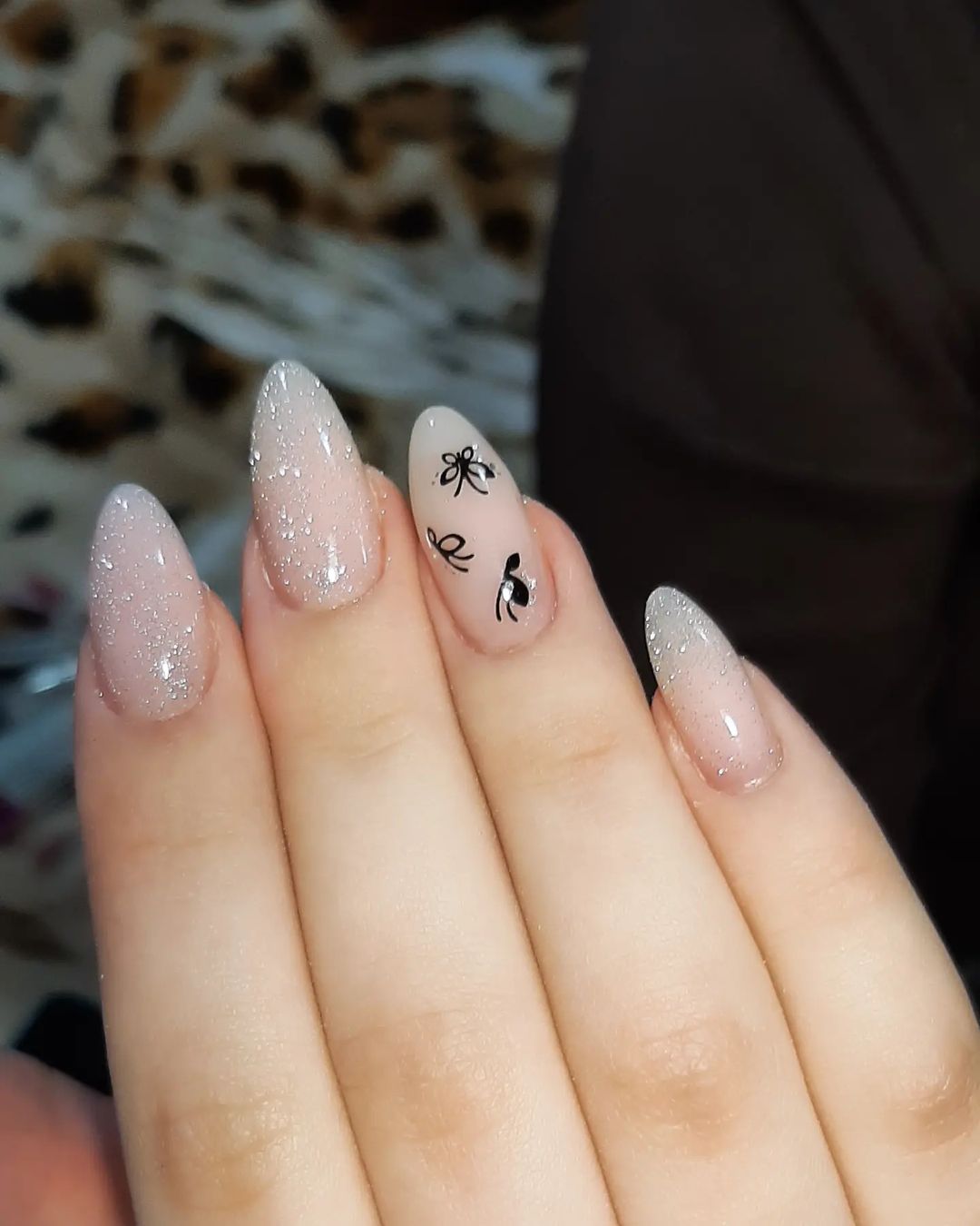 plutoniay_nails в LOOKY — #покрытиегельлак#выравниваниеногтей#наращиваниеногтей#коррек