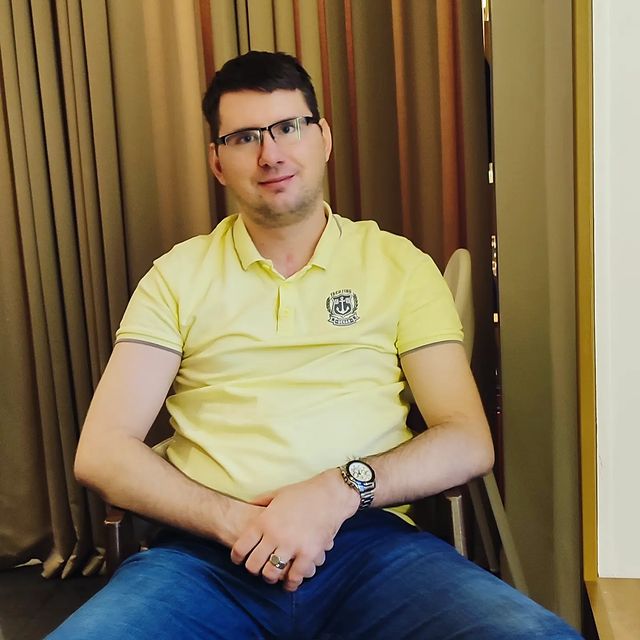 vtsvetkoov в LOOKY. . Сегодня встречался с...