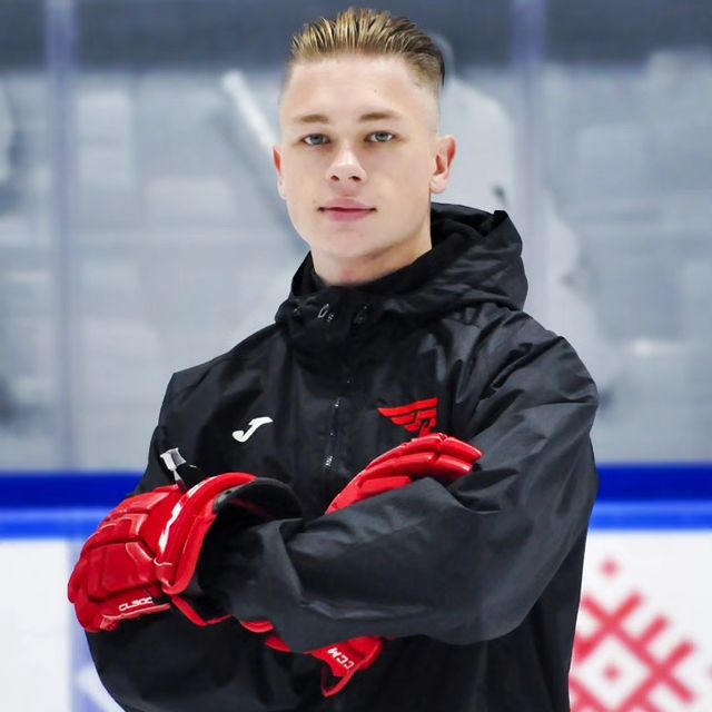siamenau_yury в LOOKY. . 🔴⚫ На тренерских дв...