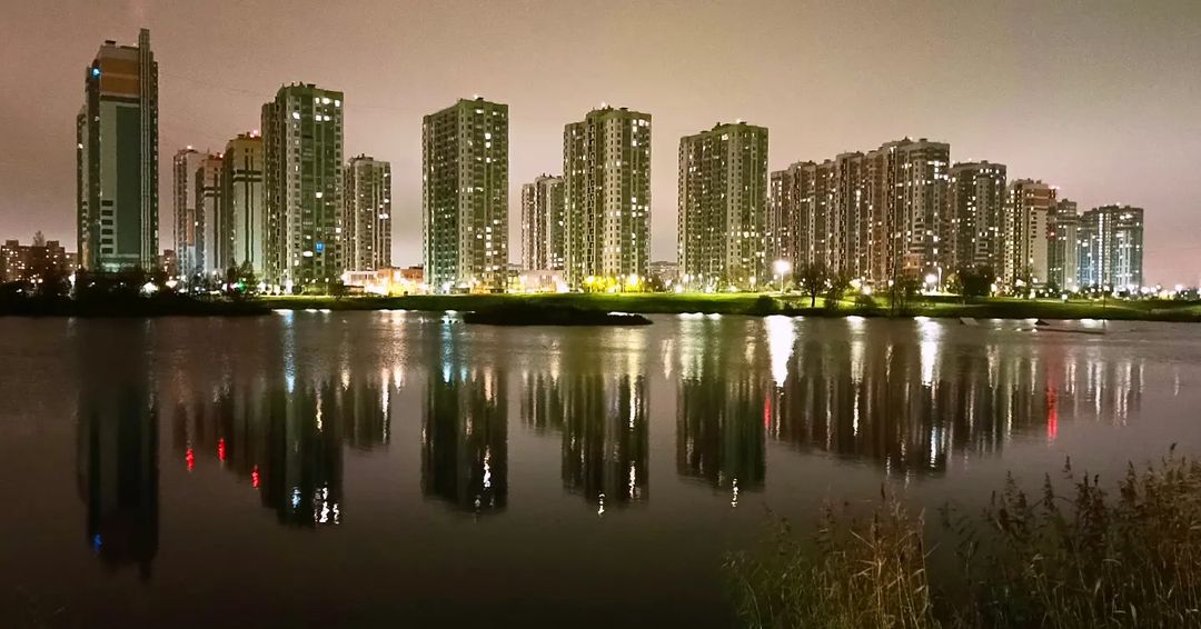shurina_tin в LOOKY — _
Ещё одно застывшее мгновение ночного города

Купчинские ка