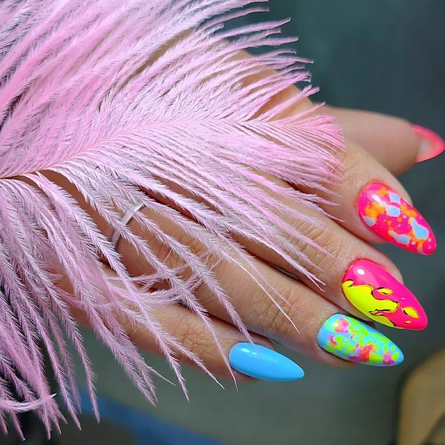 dushka_nail_46 в LOOKY. #маникюр,#маникюркурск,#маникюрвкурске,#ногтикурск,#ногтивкурске,#красивыеногти,#гельлак,#гельлаккурск,#гельлаквкурске,#шеллак,#шеллаккурск,#шеллаквкурске,#курск,#классическийманикюр,#комбинированныйманикюр,#классическийпедикюр,#препаратныйпедикюр,#педикюр,#педикюрвкурске,#педикюр,#топмастеров,#топмастер,#дизайнногтей,#покрытиеподкутикулу,#красимподкутикулу,#naildesign,#nailart,#manicure,#nadyushkanail46. 💅Мультяшки💅
.........