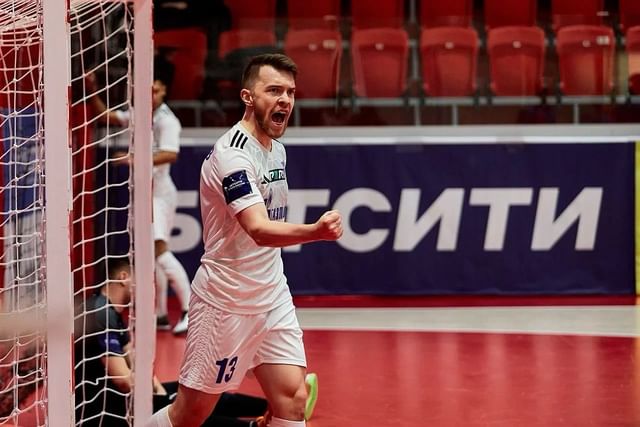 shisterov13 в LOOKY. . Квалифицировались в ...