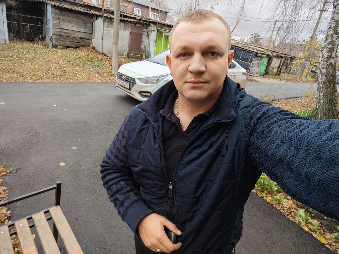 Александр Шароватов