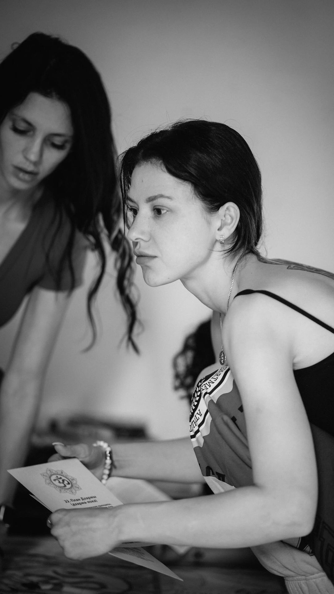 mila_axiom в LOOKY. . Всего два слова. Сер...