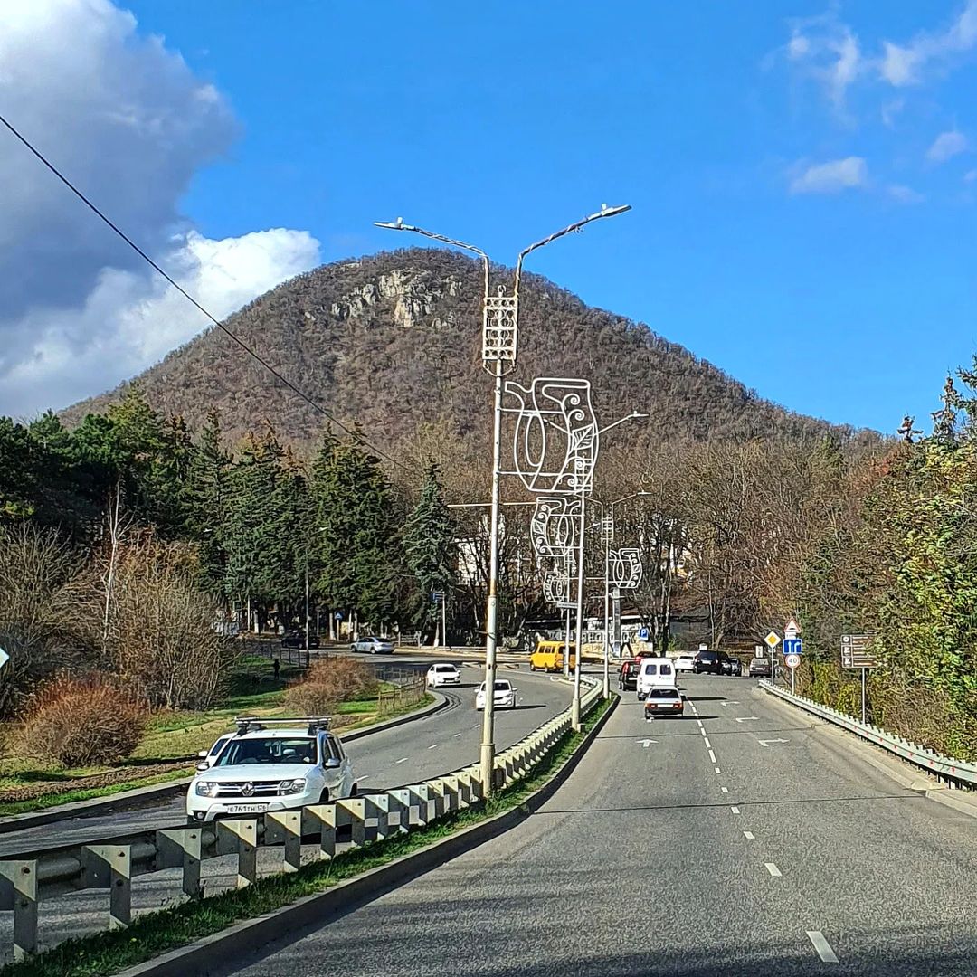 alla_foma2 in LOOKY. #november,#autumn,#zheleznovodsk. Тёплый ноябрь.
#нояб...