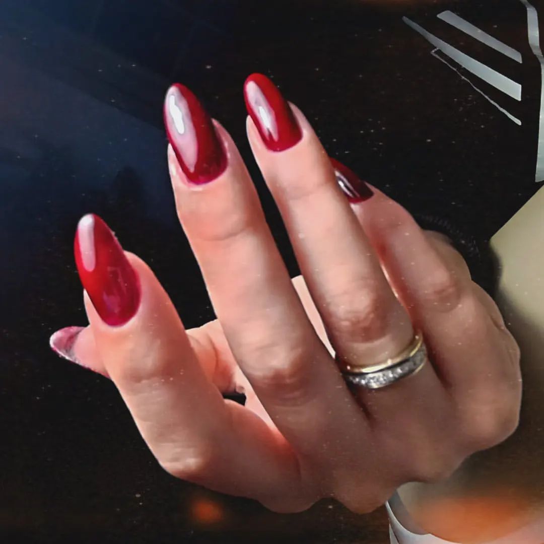 nail.mr.lis в LOOKY. #маникюра,#идеальныйманикюр,#мастерманикюра,#маникюрдня,#инстаманикюр,#нежныйманикюр,#французскийманикюр,#френчманикюр,#новогоднийманикюр,#лучшийманикюр,#модныйманикюр,#лунныйманикюр,#вседляманикюра,#классическийманикюр,#яркийманикюр,#маникюрнадлиныеногти,#маникюрподкутикулу,#маникюрнадому,#маникюргель,#миндальнаяформа,#маникюрчик💅,#красныйманикюр,#летнийманикюр,#матовыйманикюр,#дизайнногтей,#дизайнногтей,#гельлакспб,#санктпетербург,#маникюрпитер,#питер,#маникюрспбкалининскийрайон. Любимица многих "Мин...