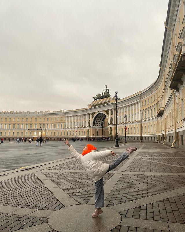 viktoria_kuzmina2012 в LOOKY. #SaintPetersburg#город#каникулы#осень#люблюпитер💜. Санкт-Петербург 💜
....