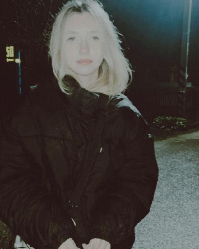__itsavery в LOOKY. . 1999
