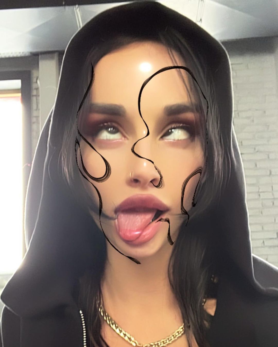 kossmosssanna in LOOKY. . null