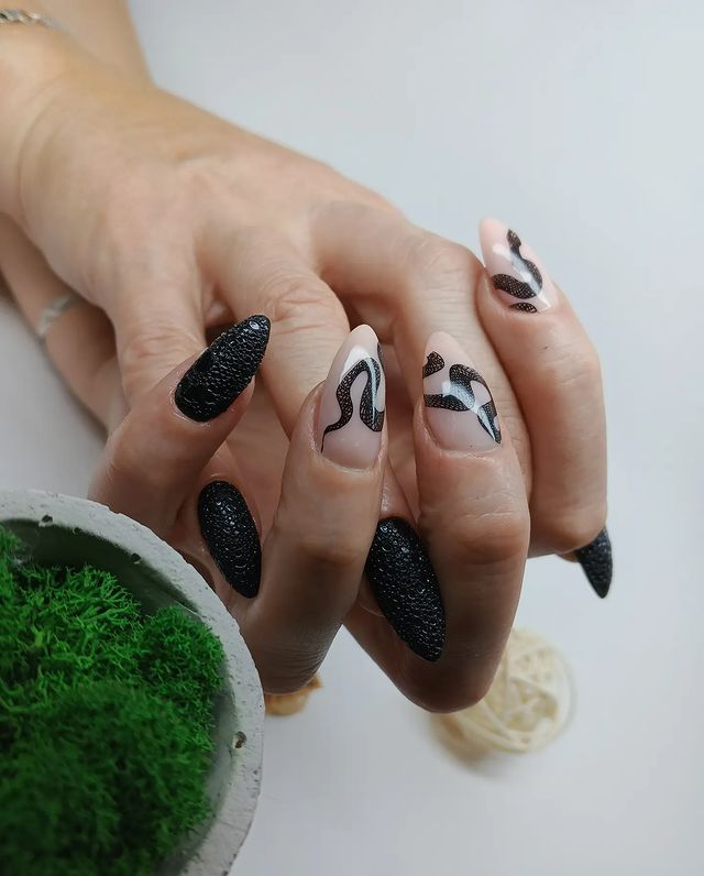 nail_rufous в LOOKY. #ногтисамара#дизайнногтейсамара#наращиваниесамара. #ногтисамара#дизайнн...