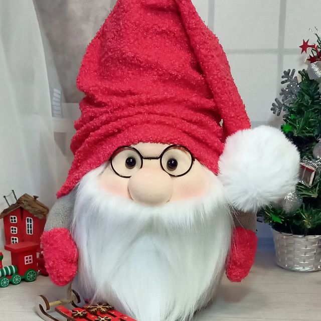 irina_gasniko в LOOKY. #новыйгод2024,#гном,#новогоднийгном,#подаритьнановыйгод,#новогоднийдекоргном,#гномподелку. Первый готов! 🔥

То...