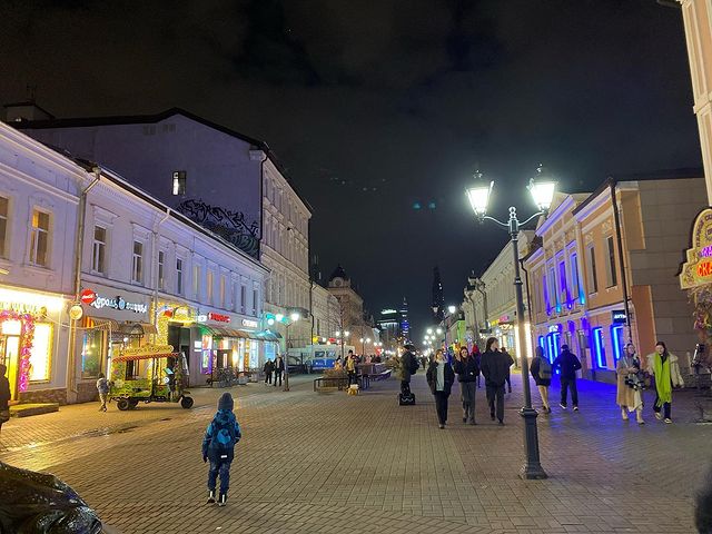 19alexa88 в LOOKY. . Ночная Казань. Пешех...