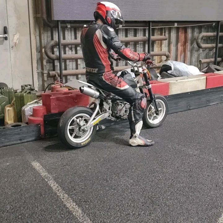 ujic в LOOKY. . После ночной трени с...