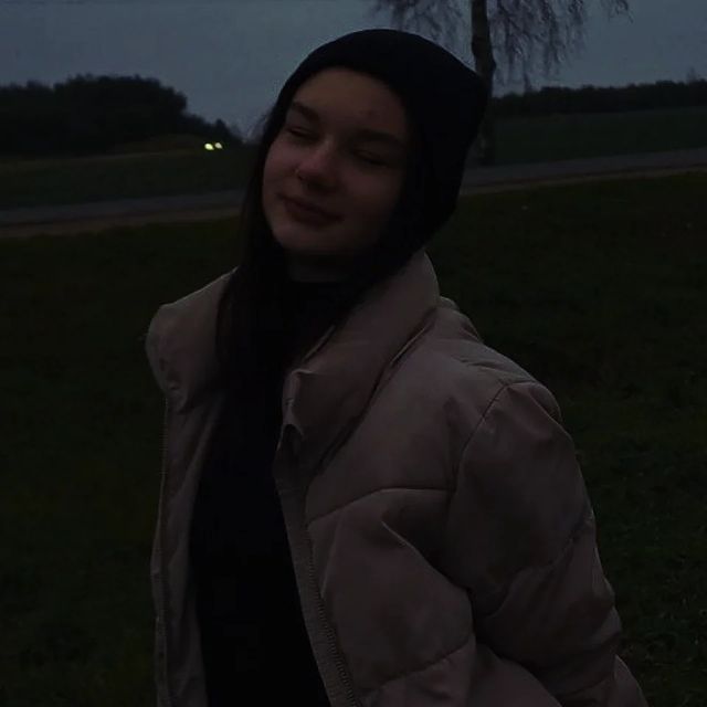 swwqshqxxq в LOOKY. . ближе никого не буде...
