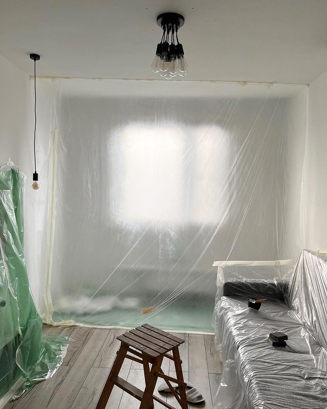 room_319_ в LOOKY. #room319life,#room319handmade,#room319гостина,#inmyroom,#blackandwhitedesign#декор,#белаяквартира,#myworld,#DIY,#ковер,#реставрациямебели,#винтаж,#п44,#москва,#скромносовкусом,#чернобелое,#дневникремонта,#ЮАО,#квартирамечты. СТАРЫЕ-НОВЫЕ ОКНА… 
...