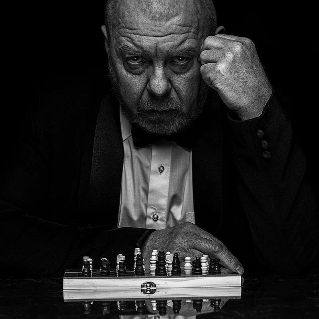 sergeypichuzhkin в LOOKY. #фото,#кинодвиж,#СерёгаПичужкин. Зашёл на медни в гос...