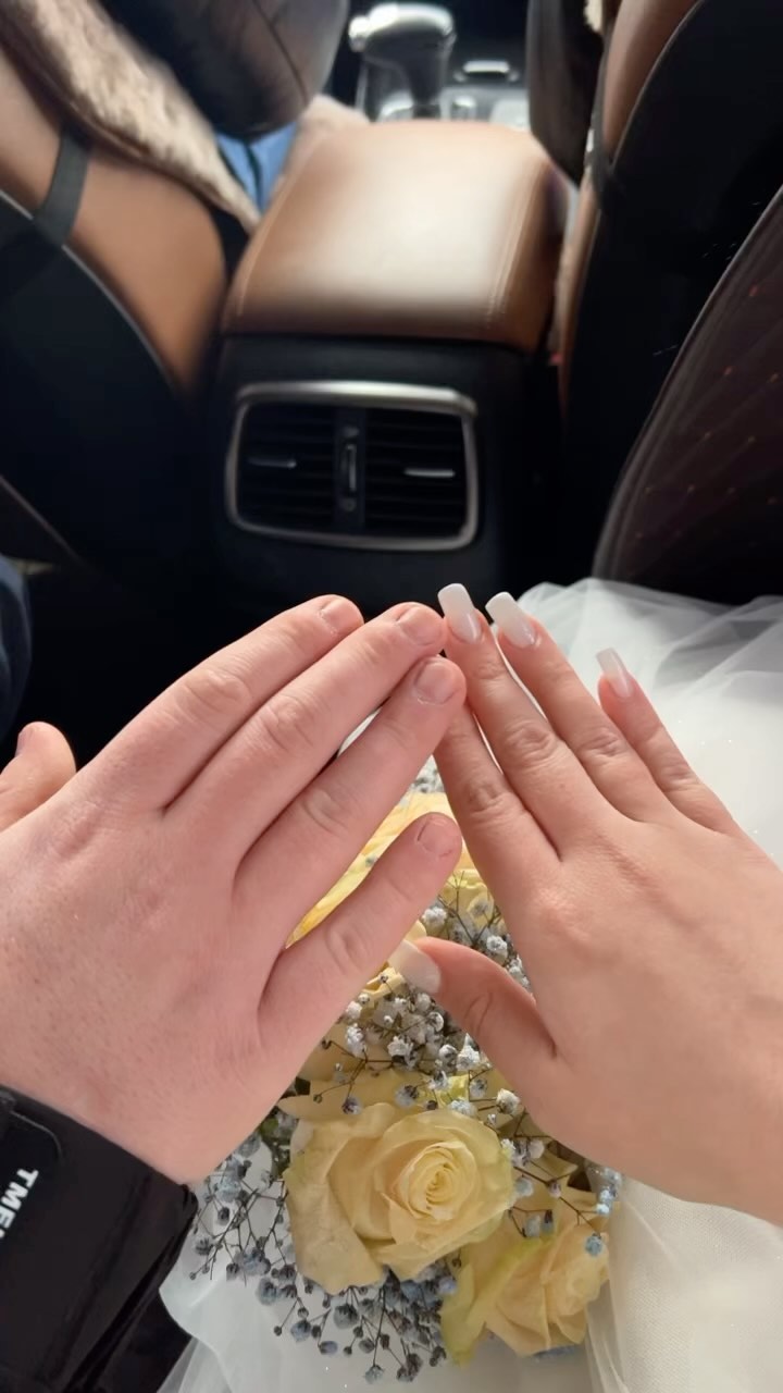 o_smetanina611 в LOOKY. . Муж и жена 👰🏻‍♀️🤵...