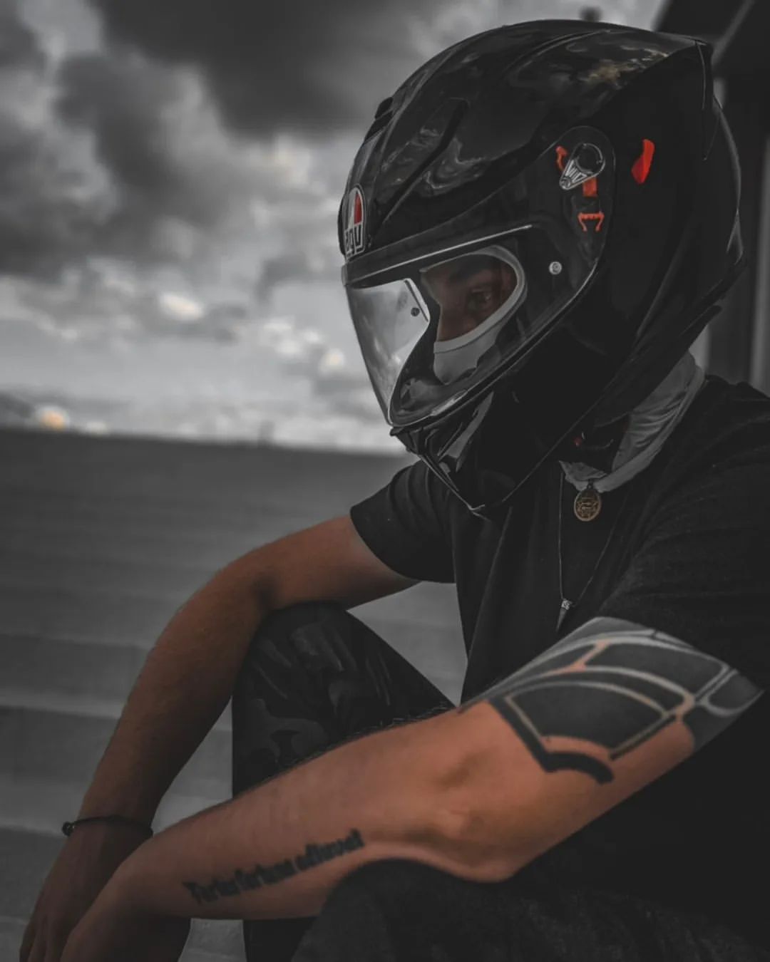 Время подумать... 
Rider @myxa_999_
 .
#motobrest #motobelarus #moto2023 #mototraveler  #motolife #moto #motolady #motoladybrest #motoladybelarus #motocross #ktm #ktmfamily #kawasaki #moto #motolife #kawasakininja #kawasakilife #kawasaki636r #kawasaki636ninja #mototraveler #yamaha #yamahar6 #yamahar1 #honda929rr #honda #suzuki #suzukigsxr #ducati #rider #motosport #harleydavidson