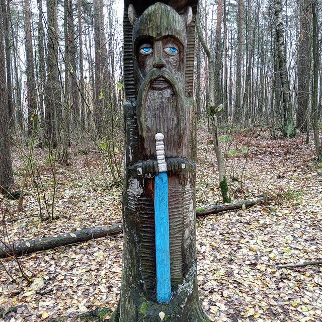 ded.slaffkoo в LOOKY. #Санкт-Петербург,#saint,#Russia,#россия. Языческий идол. Слав...