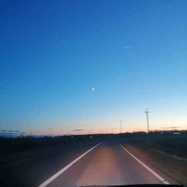 nick_steps26 в LOOKY. #road,#car,#travel,#moon,#evening. #road #car #travel #...