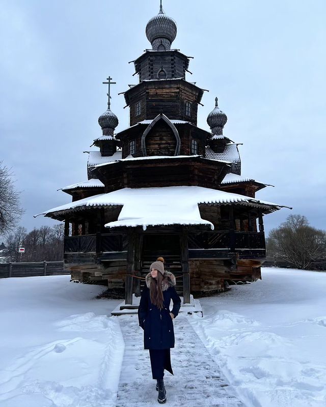 ekaterina_veresh_ в LOOKY. #суздальгородмузей,#naturephotography,#travelphotography,#streetphotography,#photooftheday,#canonlove,#ресторан,#canonEOSRP,#portrait,#nature,#instagram,#instamood,#instagood,#instagirls,#blackandwhite,#cat,#liketime,#likeforlikes,#like4likes,#likeforfollow,#flowers,#spring,#кафе,#scenery,#фото,#sunset,#vine,#nature. ❄️🌨
#суздальгородму...