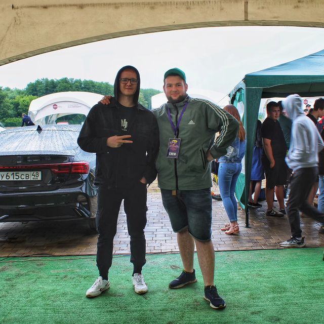 loud_czech в LOOKY. . А это мы с @maslov_s...