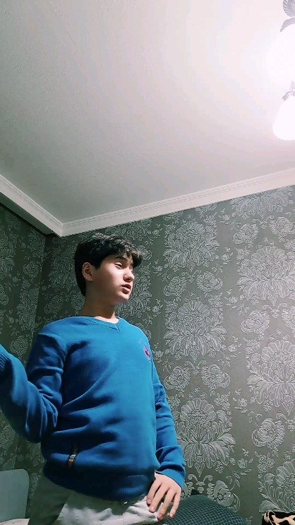Firdavs в LOOKY. . null