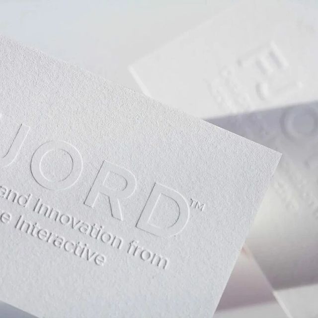 luna_design.krd в LOOKY. #полиграфическиеэффекты,#полиграфическиеэффекты,#тиснение,#дизайнерскиевизитки,#коеативныевизитки,#печатьвизиток,#графическийдизайнер,#лунадизайн. Какие #полиграфическ...