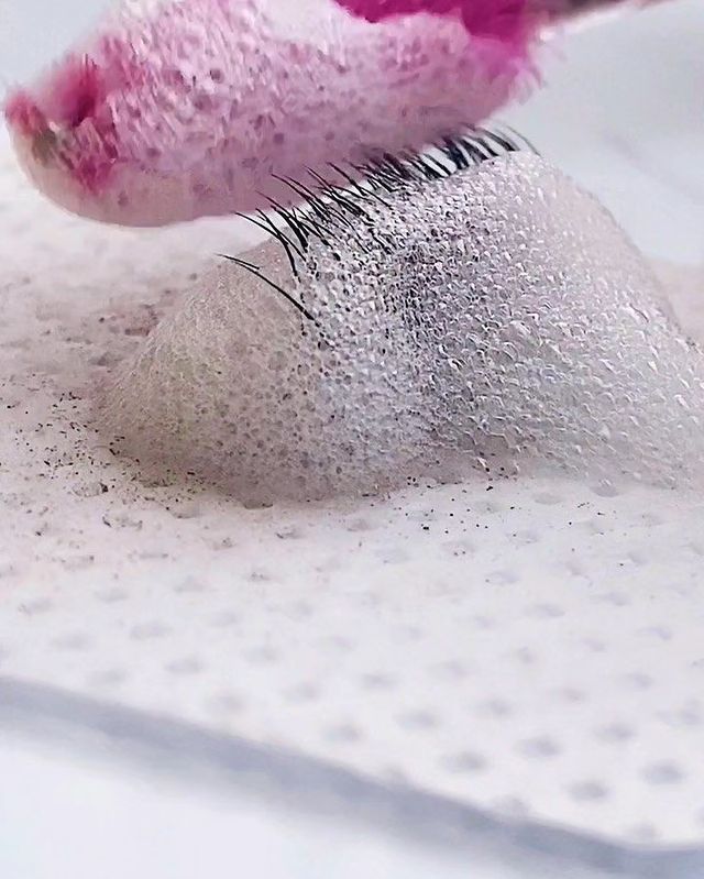 laza_lash_brow в LOOKY. #наращиваниересницлазаревское,#лазаревскоенаращиваниересниц,#ресницылазаревское,#наращиваниелазаревское,#лазаревскоеесничкилазаревское,#оформлениебровейлазаревское,#бровистазалазаревское,#бровилазаревское,#лазаревскоеброви,#лазаревскоеоформлениебровей. ❓Умываться с нарощен...