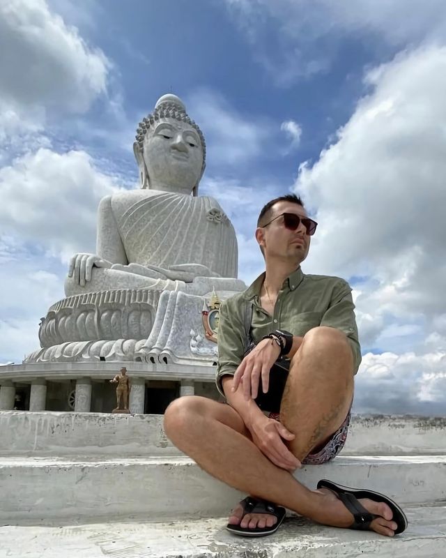 Андрей Липатов в LOOKY. . Новое начало
ㅤ
В 200...