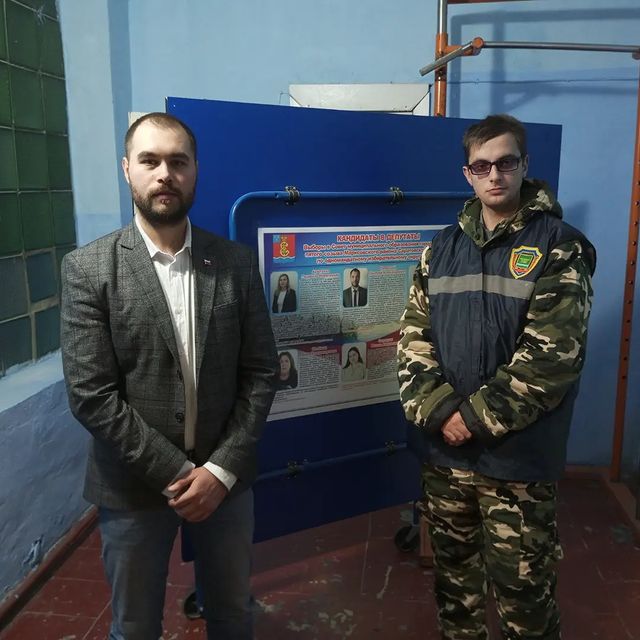 saratovskiy_prezident в LOOKY. . С кандидатом Дмитрие...
