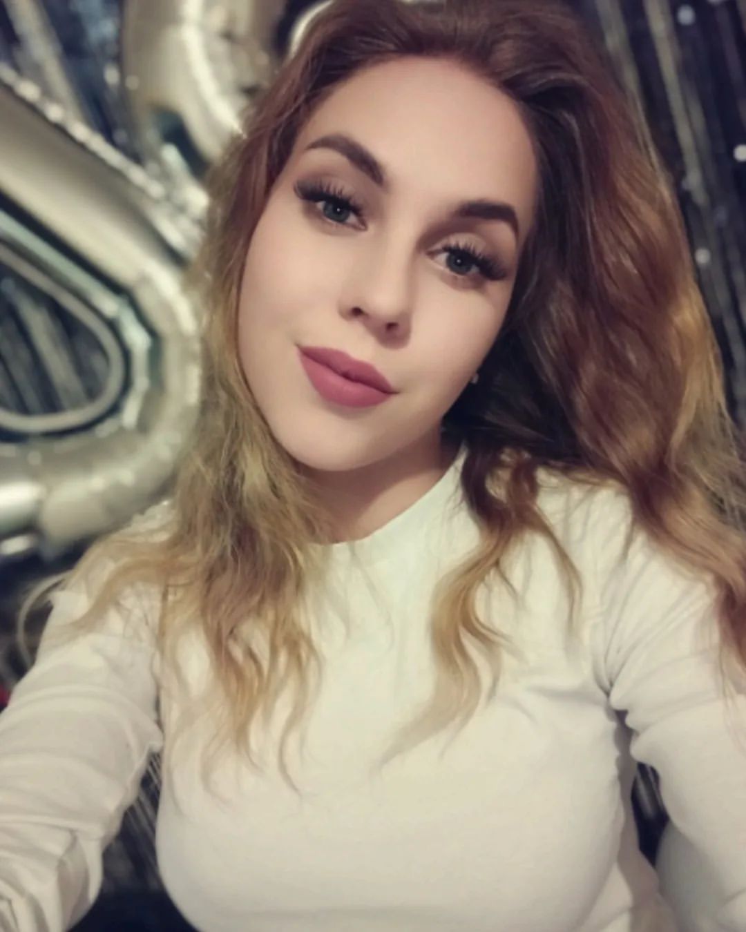 ev_genia_trofimovich_ in LOOKY. . 😌