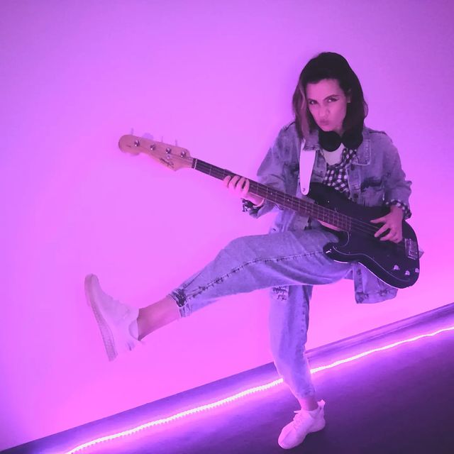 katerina_fennec в LOOKY. #guitar,#bassplayer,#music,#backrtothefuture. Пока у всех "пыяла" ...