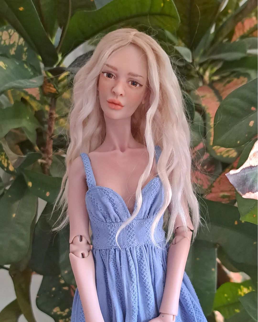 Элен - гибрид @litvinovich_dolls и @osdolls 
Платья @glamouriadollclothes
