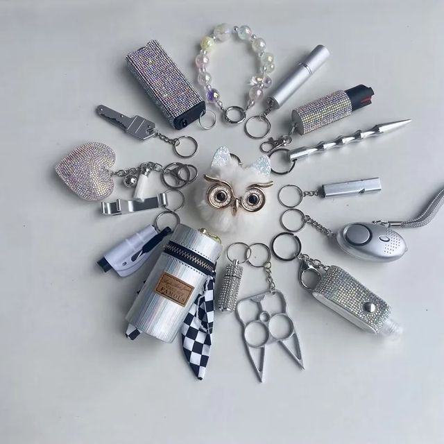 injo.style в LOOKY. #usa,#keychains,#safetychain. Broken Window Keycha...