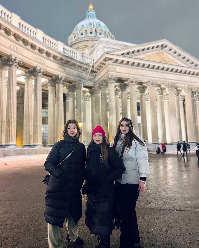 sstaarrk в LOOKY. . Sisters ❤️
