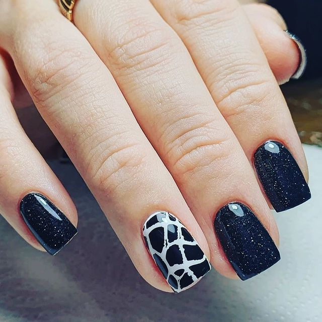 vi.ki8093_nail.tgn в LOOKY. . Мастер @nails___anzh...