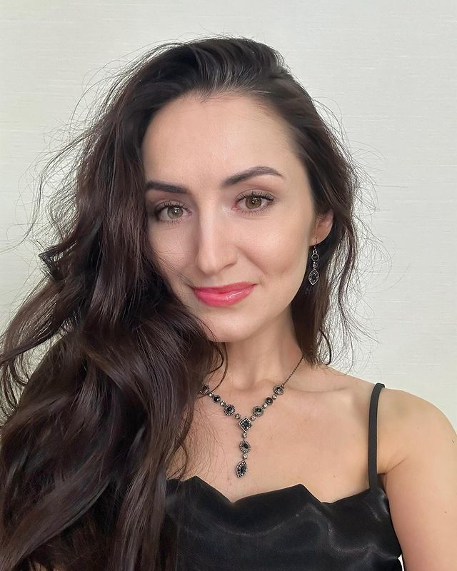 lkovyazina в LOOKY. #girl,#december,#weekend,#brunette,#eyes,#love,#happiness. Magic time ✨❤️‍🔥

#...
