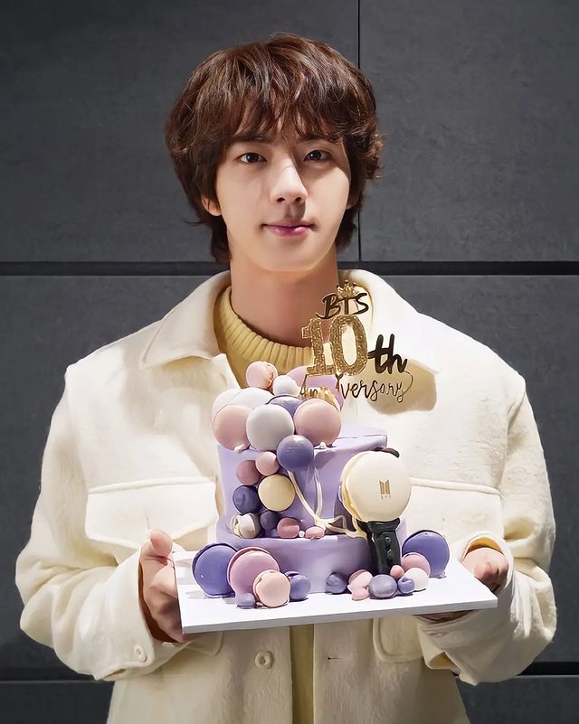 stars_touch в LOOKY. #방탄소년단,#bts,#btsarmy,#bighitmusic,#jin,#kimseokjin,#happybirthdayjin,#happybirthdaykimseokjin,#happyjinday,#happykimseokjinday,#happyseokjinday,#happybirthdayseokjin,#seokjin,#jinedit,#jinbts,#jinlove,#jinjin,#jinedits,#seokjinedit,#seokjinedits,#btsworld,#btsipurpleyou,#bangtanboys,#bangtansonyeondan. 🎉🎉 231204 Happy Ji...
