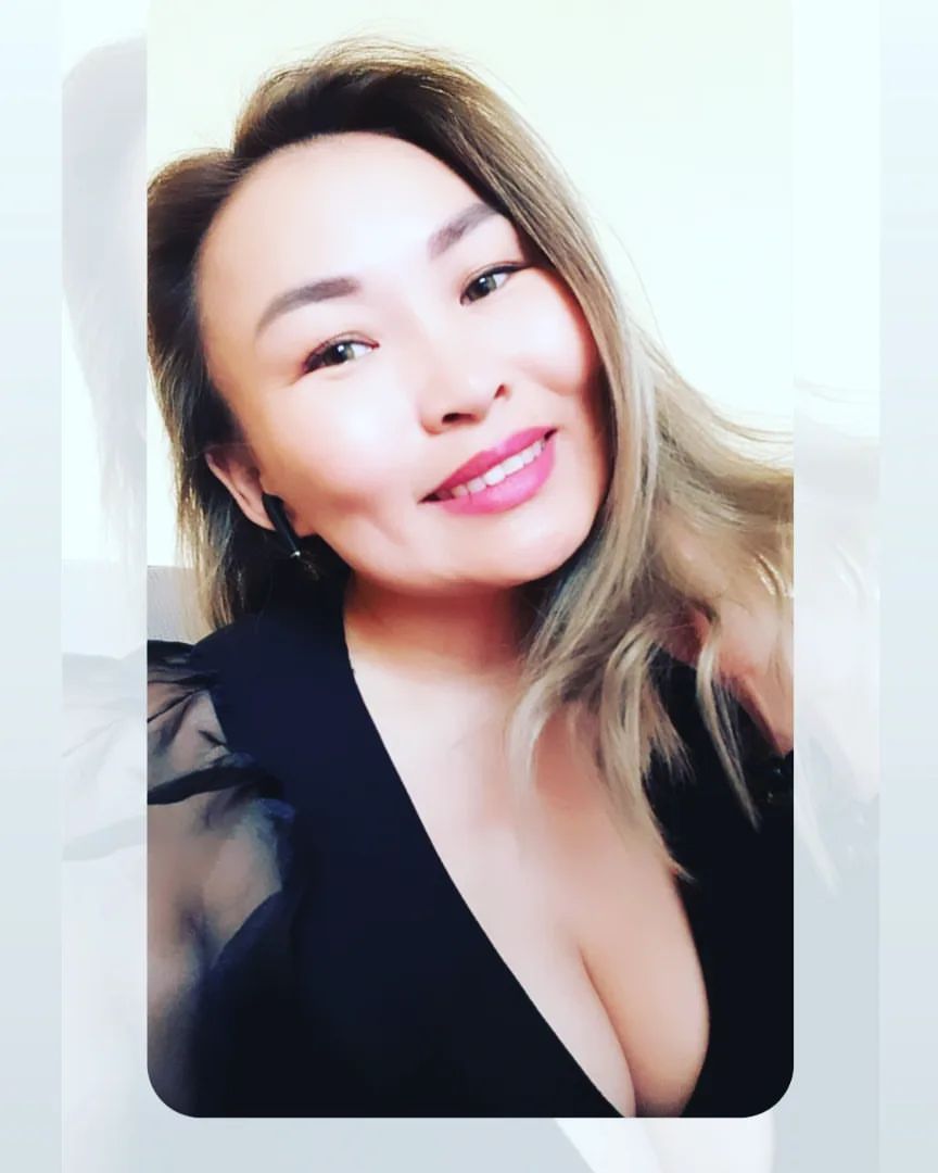 roza_neuss в LOOKY — Привеет! Меня зовут Роза🫶

  Как вы уже знаете, сейчас я об