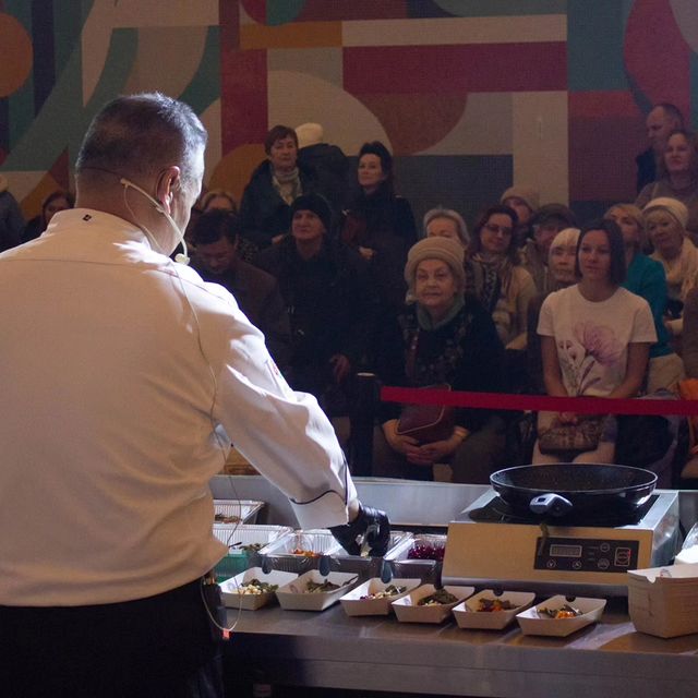 eduard_t_khvan в LOOKY. . ***Две российские за...