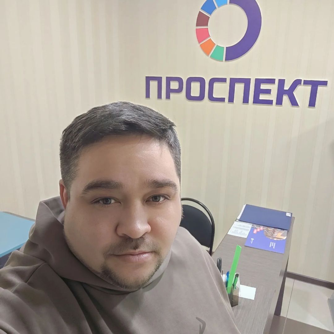 artur_rieltor.neft в LOOKY — На новом старом рабочем вместе