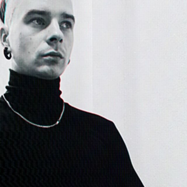 ewsov в LOOKY. . null