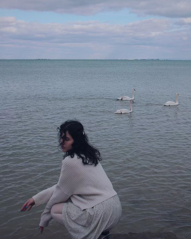 carrlinab в LOOKY. #mermaid,#siren,#aesthetic,#photoideas,#crimea,#sea,#ocean,#fullmoon,#waternymph,#seashell,#pearls,#pearlnecklace,#moonvibes,#waterphotoshoot,#sirenphotoshoot,#mermaidphotoshoot,#waterelement,#mermaidsoul,#h2ojustaddwater,#seacore,#lifestyle,#seawitch,#curlyhair,#fyp,#water,#wateraesthetic,#sirencore,#sirencoreaesthetic,#mermaidcoreaesthetic,#mermaidcore. Прекрасная нимфа, ре...