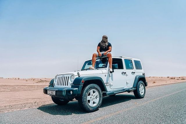 dennis.cracknell21 в LOOKY. #dubaidesert,#dubai,#jeepwrangler,#jeepwranglerunlimited,#dubaisafari,#reisen,#urlaub,#reisenfuerweltentdecker. Wenn wir bis vor wen...