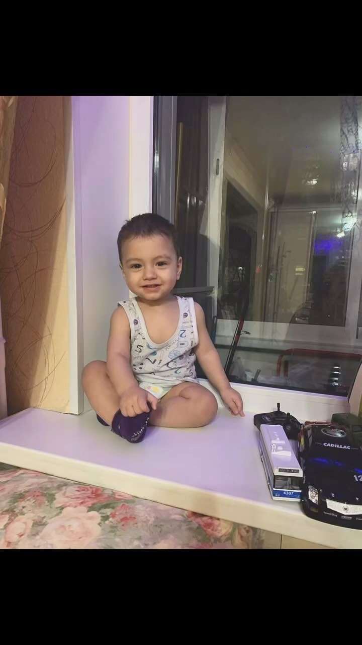 sult1anym in LOOKY. . Опять инстаграм выда...