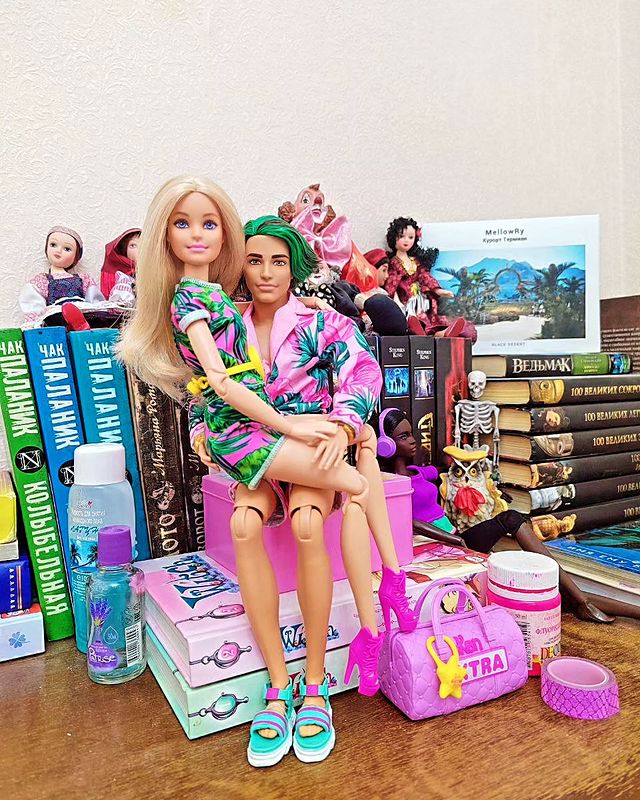 mellowrys в LOOKY. #barbie,#fashionistas,#extra,#куклополка,#кукольнаяполка,#архив,#барби. Мои хорошие на полоч...