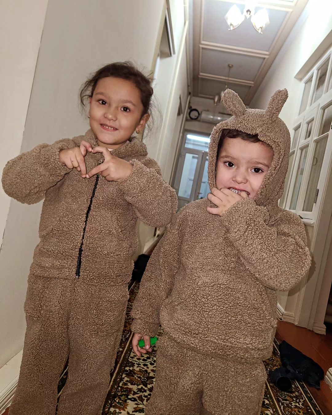 👼IMONA KIDS

🇺🇿 MADE IN UZBEKISTAN

RAZMER : 3/4/5
SIFATI : ✅  Teddy 🧸
NARXI💰 : direct ⤵️
☎️ (91)0928779
      (90)4320700
📍: ABU SAXIY BOZORI H-44
