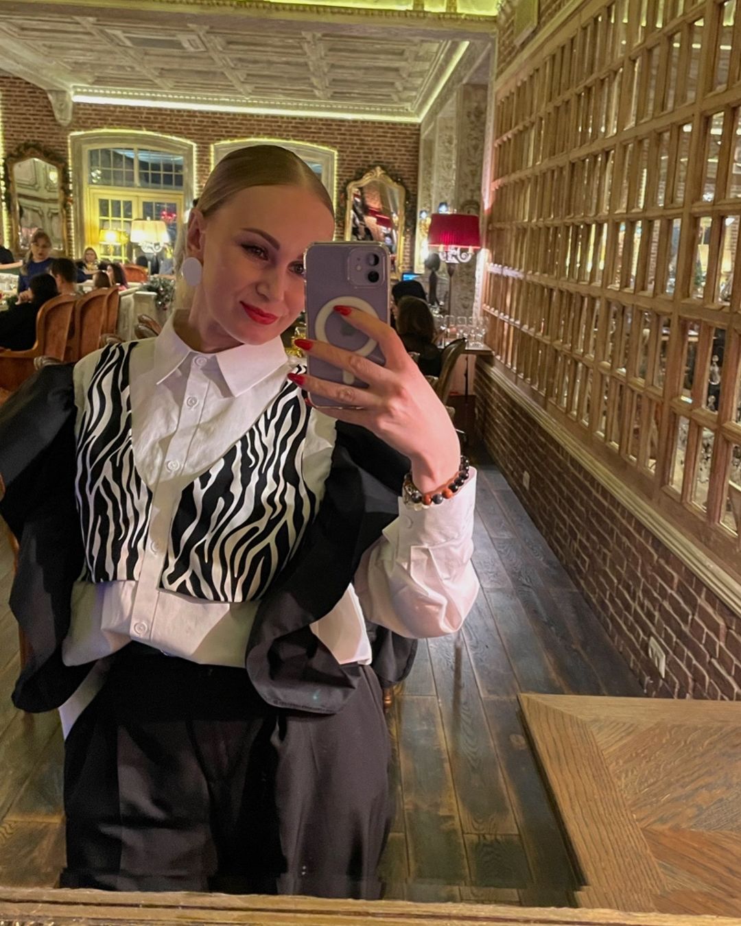 lesia_shafff в LOOKY — Птичка моя, моя милая девочка, 
Главное, чтобы жилось и мечт