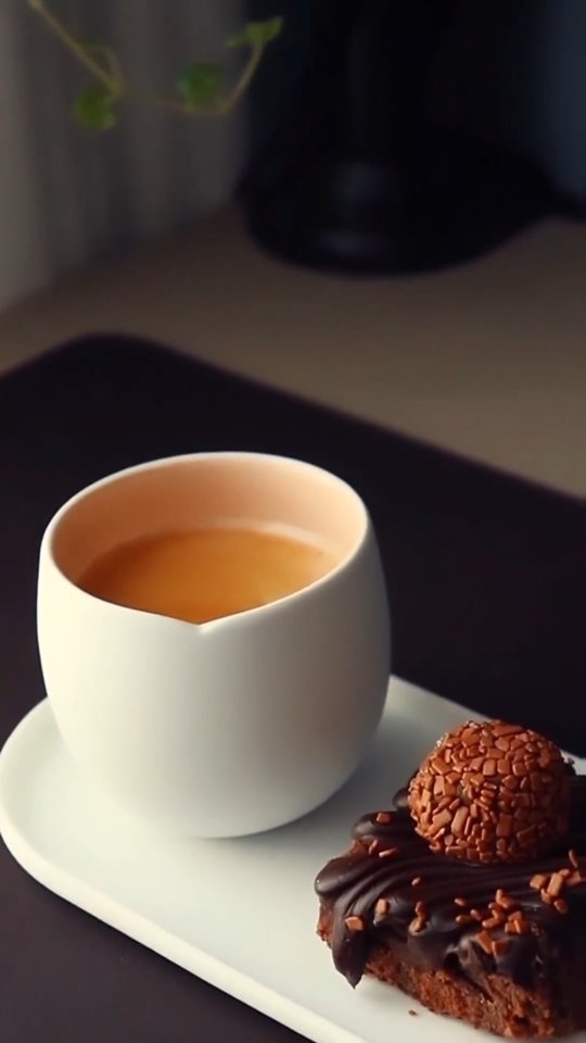 __tems__29__ в LOOKY. #butfirstcoffee,#positivevibesonly. Coffee: because adul...